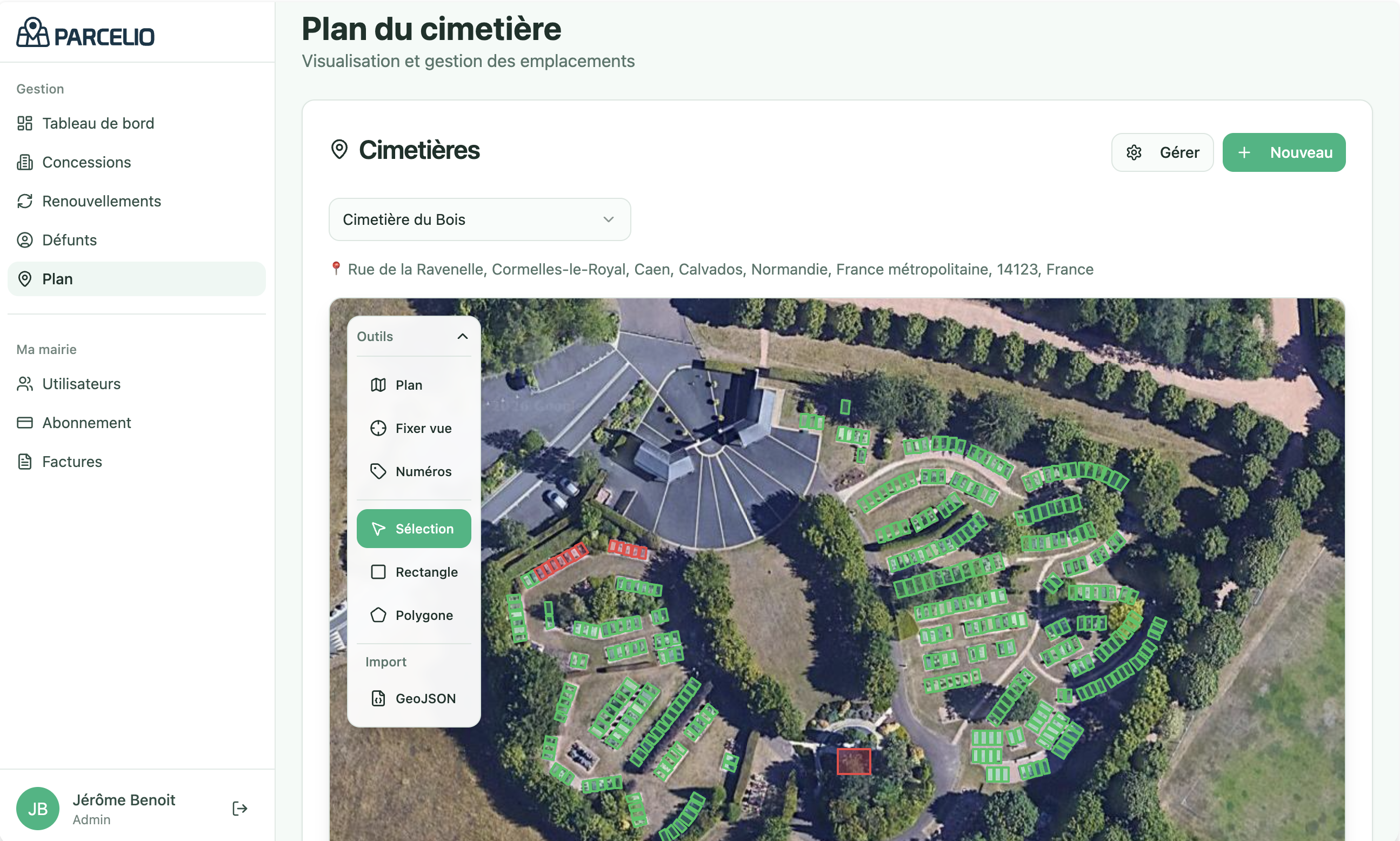 Aperçu de l'application Parcelio — Plan du cimetière avec cartographie satellite et emplacements colorés